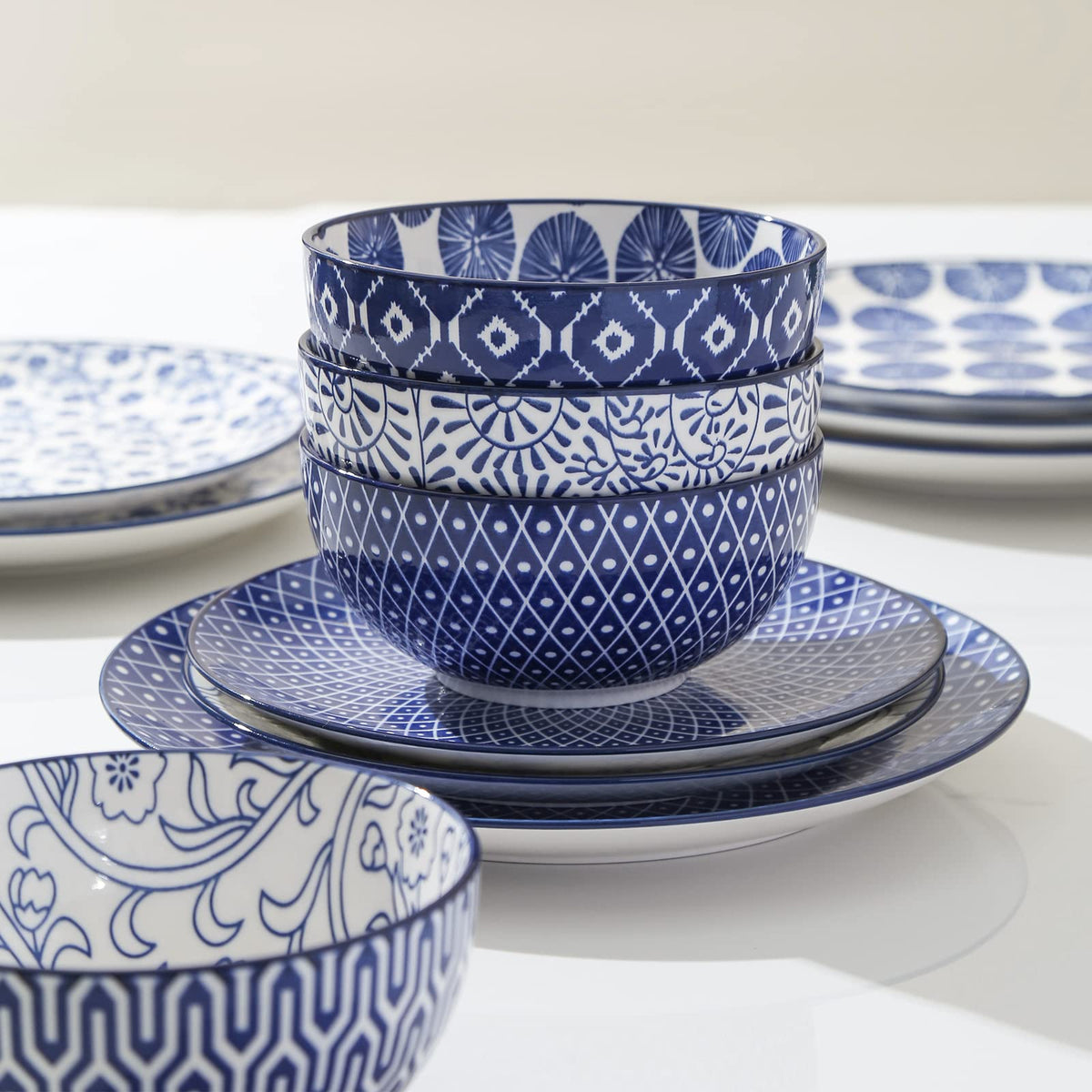Ceramic Dinnerware Sets 12 Piece Cappuccino Cups with Saucers and Metal Stand V905468