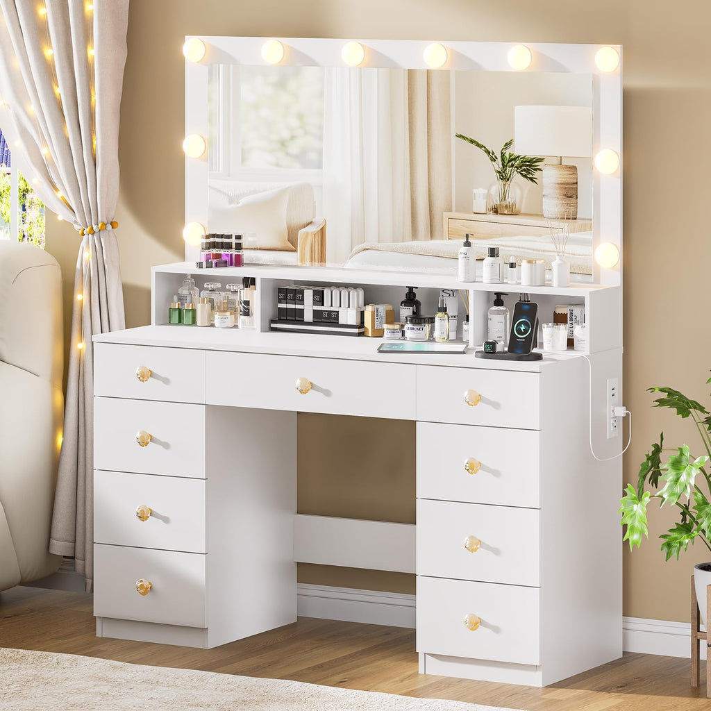 White 9 Drawer Vanity with Lighted Mirror R1446