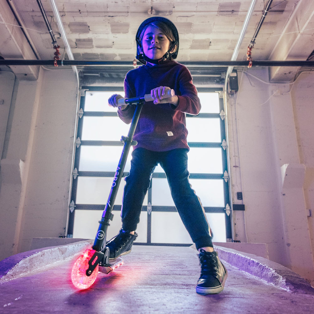 Two-Wheel Kick Scooter for Kids 5-8 with RGB Lights N121569