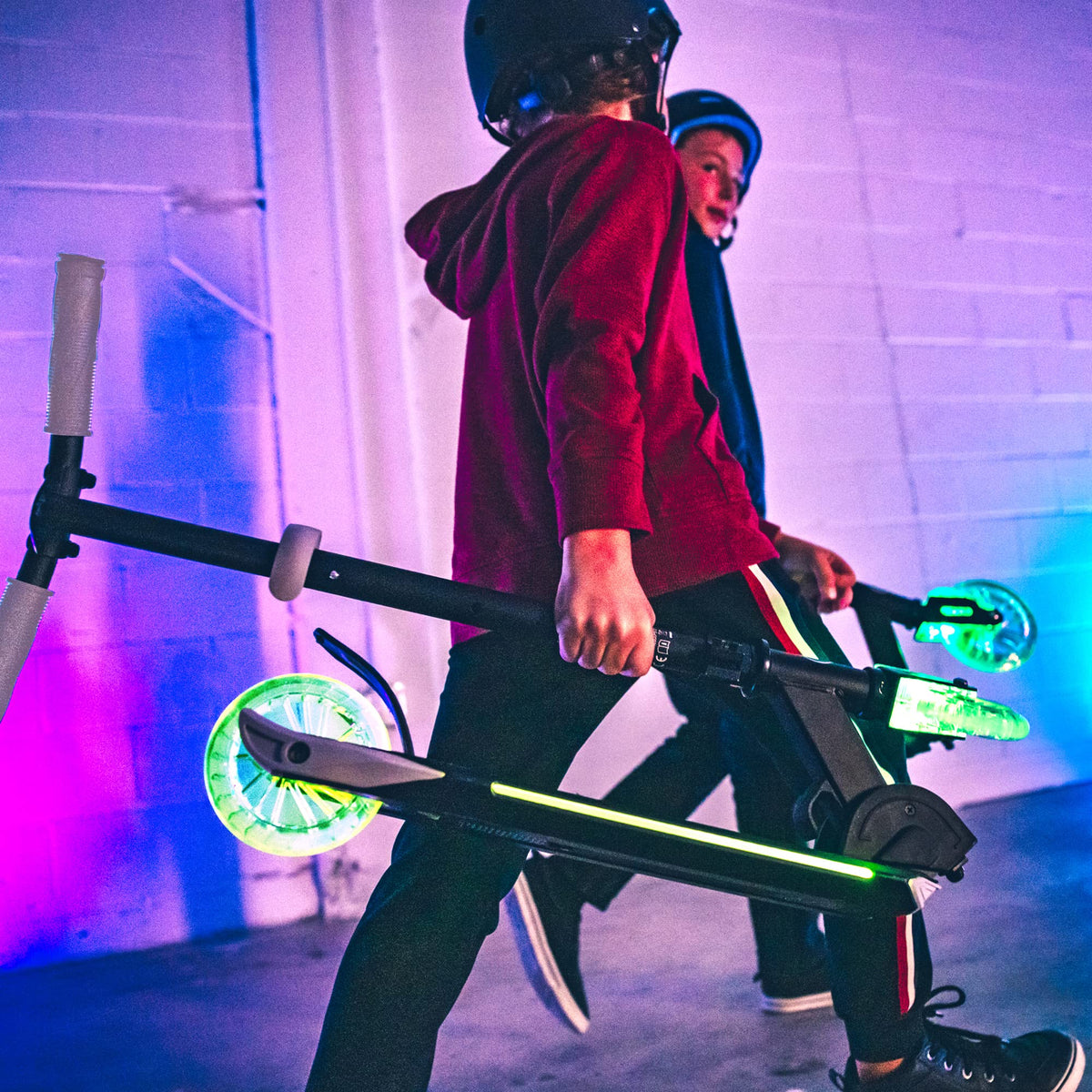 Two-Wheel Kick Scooter for Kids 5-8 with RGB Lights N121569